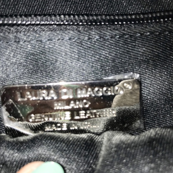 Asymmetrical Grey Leather Purse - Picture 6 of 7